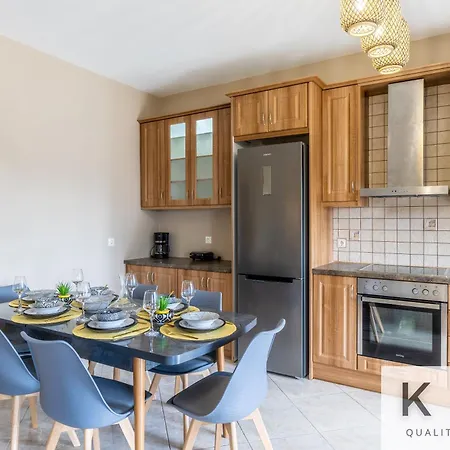 Hermes Luxury In Village! Apartament