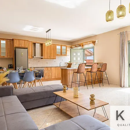 Hermes Luxury In Village! Апартаменты Влахата